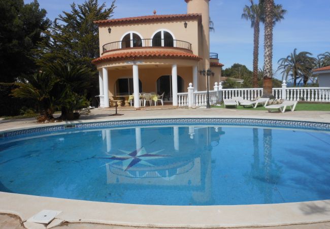 Villa in Ametlla de Mar - AME448