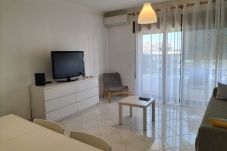 Appartement in Quarteira - T2 Satelite PRAIA & CONFORTO A/C WI-FI C/ GARAGEM