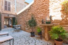 Huis in Alcudia - C. Ca Na Polida, house in Alcudia with WiFi
