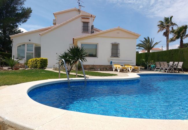 Villa in Ametlla de Mar - AME236