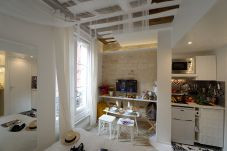 Studio in Parijs - D1GD Very White