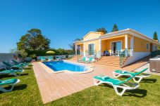 Villa in Albufeira - Villa Alegria