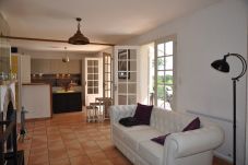 Villa in Lacanau - 13 HOURQUET - 52801