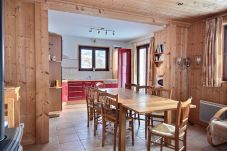 Chalet in Saint-Jean-d´Aulps - Mouillettes