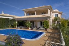 Villa in Albufeira - Villa Cor de Rosa