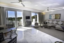 Villa in Marbella - 14177- Exquisite villa near beach! Heated pool*