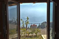 Appartement in Tremosine - La Quiete 30 Lake view Apartment