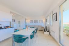 Appartement in Villefranche-sur-Mer - VILLA HENRIETTA AP4070 by RIVIERA HOLIDAY HOMES