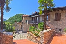 Huis in Tremosine - Casa Cortili Summer Lake view