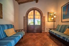 Appartement in Asciano - Ficonovo is Your Agritourism with Pool