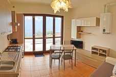 Appartement in Tremosine - La Quiete 19 Holideal Apartment Lake View