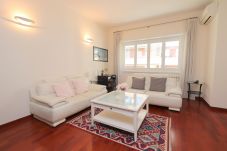 Appartement in Rome stad - St Peter new and lightsome apartment with balcony