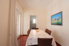Appartement in Rome stad - St Peter new and lightsome apartment with balcony