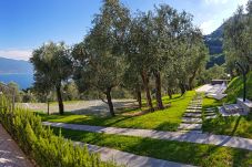 Appartement in Tremosine - Villa Vagne Sunrise Lake View Patio