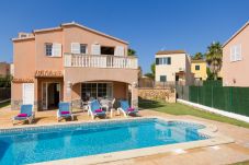 Villa in Cala´n Blanes - Villa Llebeig