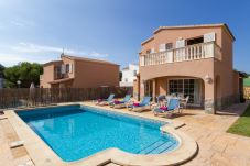 Villa in Cala´n Blanes - Villa Llebeig