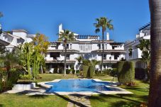 Appartement in Marbella - Ático dúplex-Urbanización Los Naranjos