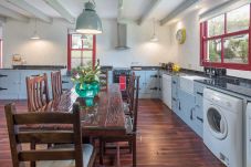 Daisy’s Cottage, Beautiful Self-Catering Holiday Accommodation near Ballycotton, County Cork