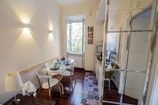 Appartement in Rome stad - Colosseum 2BR Elegance and Charm