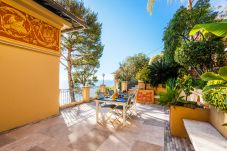 Villa in Nice - VILLA LA PESCADE BY RIVIERA HOLIDAY HOMES VI4257