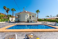 Villa in Calpe - Villa Escriva - PlusHolidays