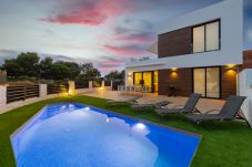 Villa in El Campello - Luxurious & Comfy by Fidalsa