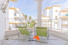 Appartement in Albufeira - #075 Fully Equiped New Town, Top Floor Pool, AC