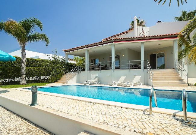 Villa in Quarteira - Villa Sara