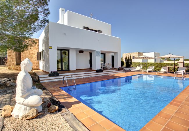 Villa in Sant Josep de Sa Talaia - VILLA MAUI - B