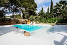 Villa in Santa Eulalia des Riu - VILLA CLAIRE