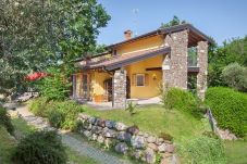 Huis in Affi - Casa del Bosco for 8 People