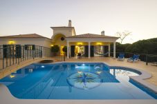 Villa in Quarteira - Villa Las Vegas