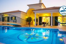 Villa in Quarteira - Villa Las Vegas