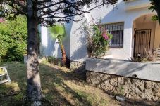 Huis in Cambrils - 7416-VILLA NEPTÚ. Terraza, Jardín y Piscina