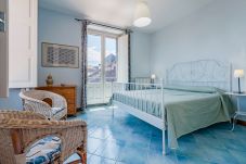 Appartement in Linguaglossa - Gli Iris - Casa Azzurra - P.IVA