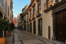 Appartement in Funchal - Colombo Square, a Home in Madeira