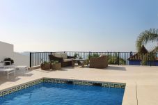 Huis in La Herradura - Fabulous 6 bed villa with stunning views and pool