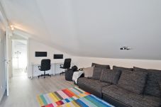 Appartement in Cascais - Cascais Beach Villa II (C116)