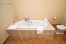 Appartement in Trequanda - Luxury 2 Rooms Apt. Cypress in  Siena Resort