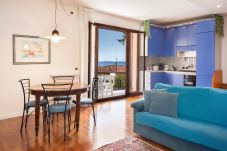 Appartement in Garda - Apartment Montebaldo With Pool