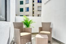 Appartement in Funchal - Beco Santa Emilia 1C, a Home in Madeira