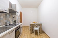 Appartement in Napoli - Central Station Family Apartment