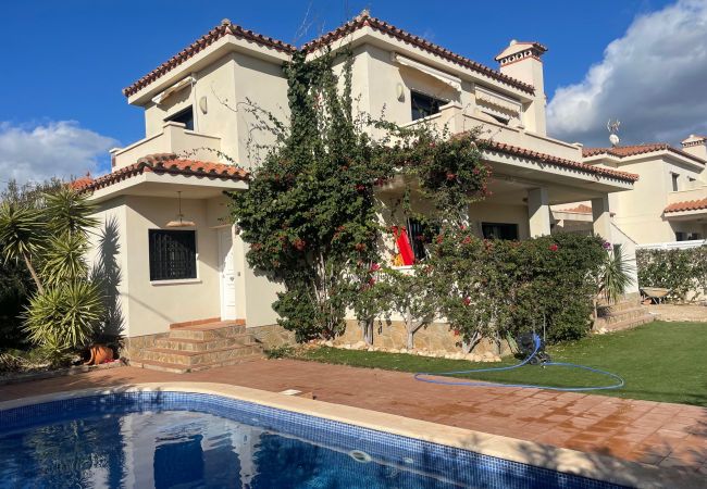 Villa in Ametlla de Mar - AME332