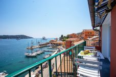 Appartement in Villefranche-sur-Mer - MAISON BLEUE AP4362 By Riviera Holiday Homes