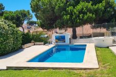 Villa in Lagoa de Albufeira - Lagoa Beach & Pool Villa (C120)