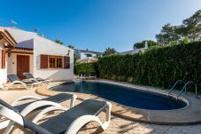 Villa in Cala Blanca - Villa Thea