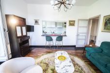 Appartement in Rome stad - Testaccio Luminous and Large Apartment