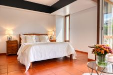 Appartement in Funchal - Monumental Tower, a Home in Madeira