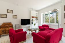 Appartement in Rome stad - Bright and Spacious Family Apartment in Parioli