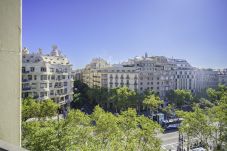 Appartement in Barcelona - OLA LIVING PASEO DE GRACIA 2